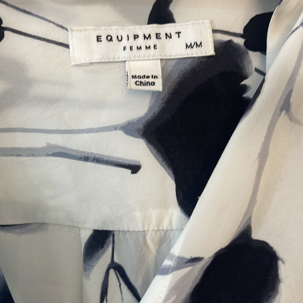 Equipment Button Down Blouse Size Medium - image 2